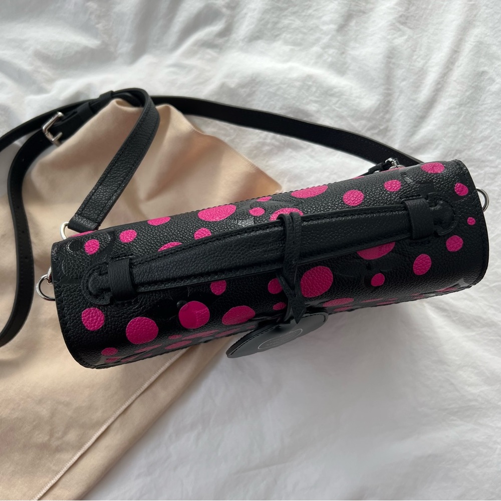 Louis VuittonxYayoi Kusama 2023 Monogram Embossed Dots Empreinte Pochette Métis - Picture 3 of 16